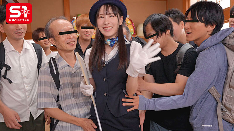 和「有柔嫩乳房的车掌小姐」进行48小时之旅,「浑圆巨乳」让素人男子大暴走...
