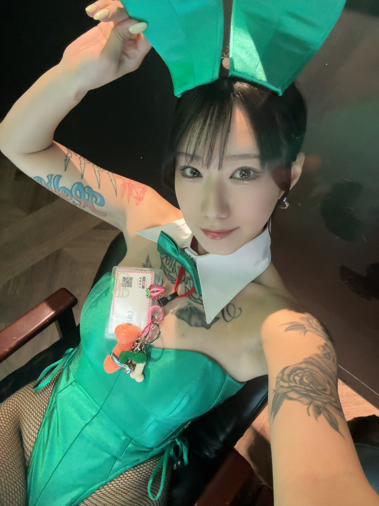 一直等不到片商邀约⋯业界最好的刺青女优用「这种方式」引退！