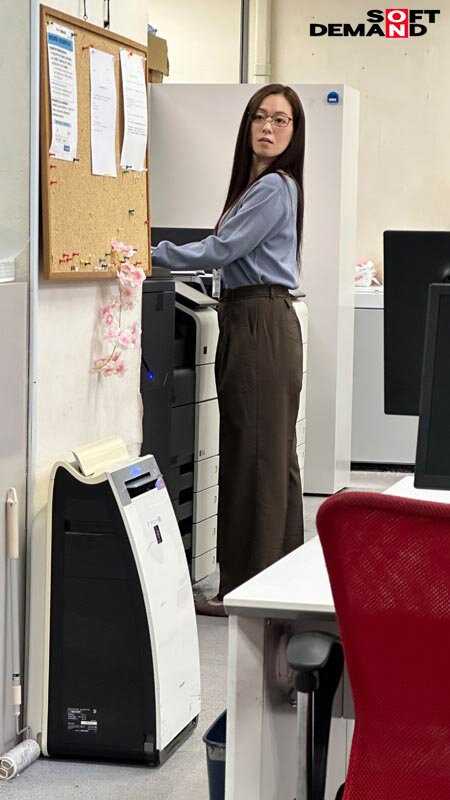 因为犯规了⋯SOD女子社员的她被惩处拍AV！